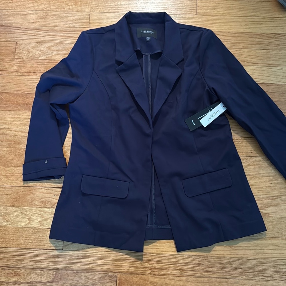 Liverpool Los Angeles. Petite Medium blazer. Navy blue.